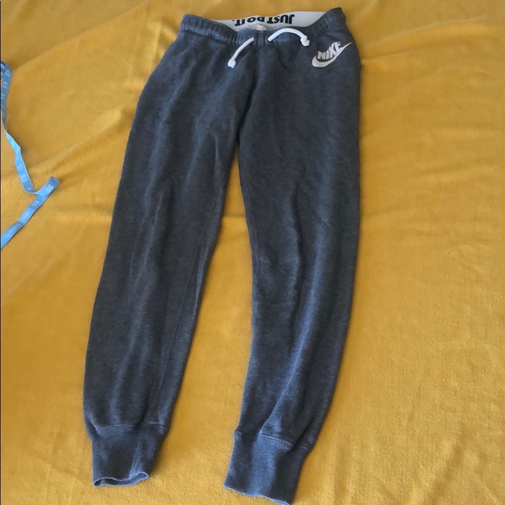 Nike joggers